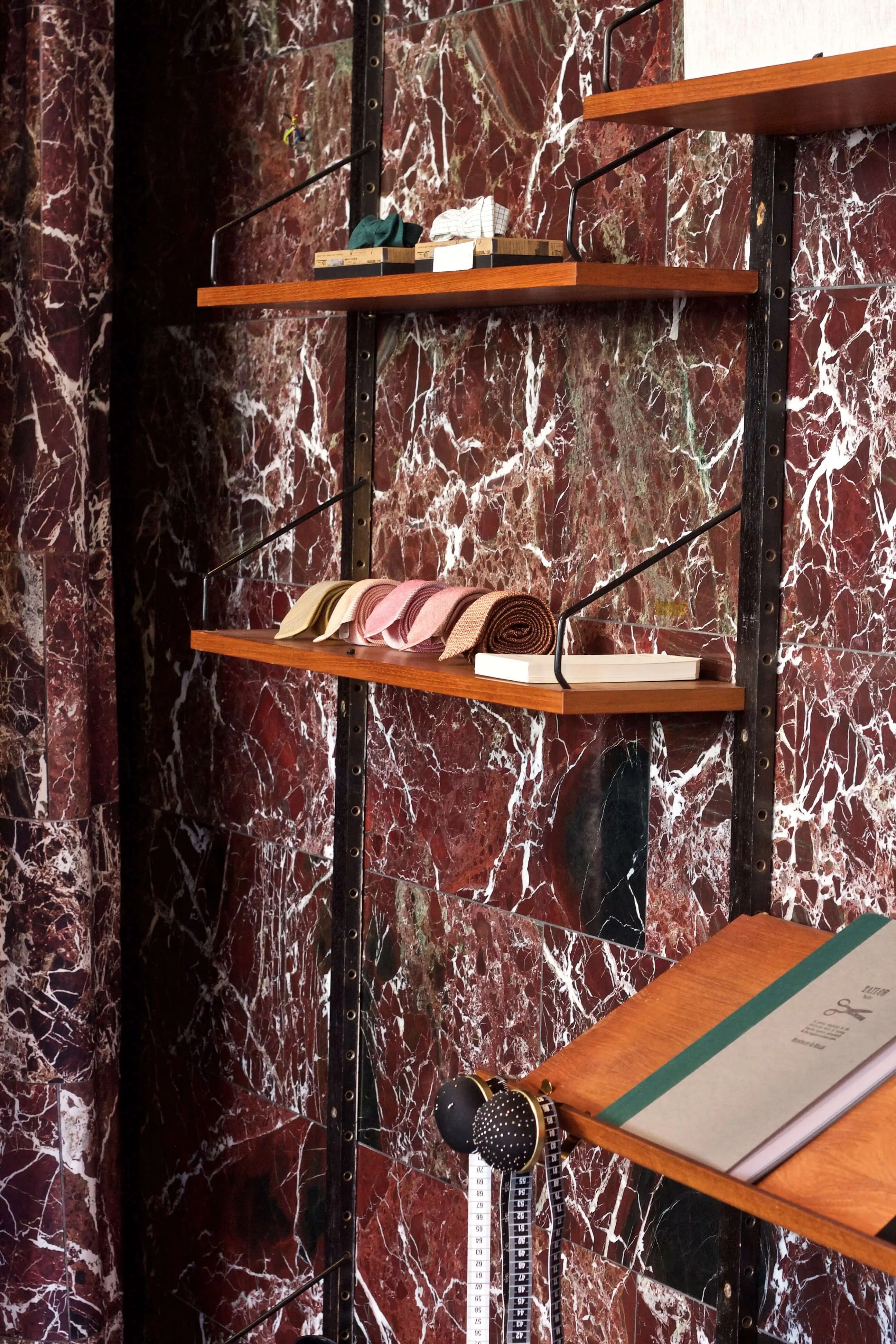 The Bar by Café Costume, case visual